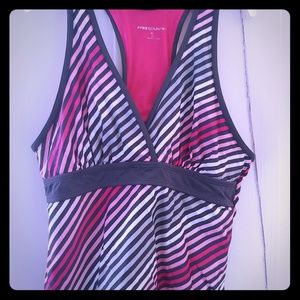 Free country athletic top